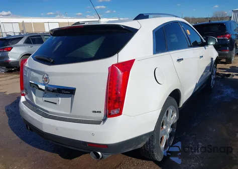 2016 Cadillac Srx Premium Collection z USA, uszkodzony, nr VIN 3GYFNDE37GS585243
